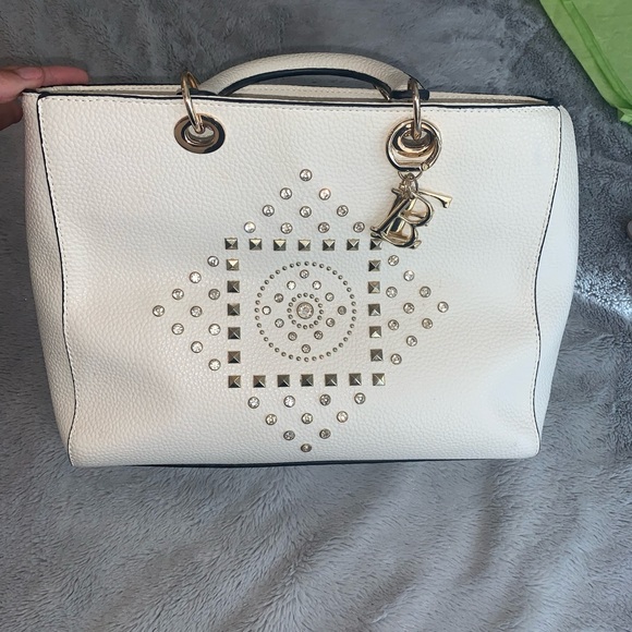 White & Gold Rhinestone Bag - Picture 10 of 13